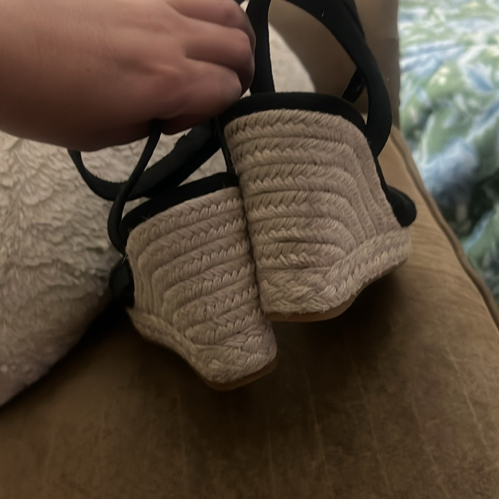 Women's Black Espadrille Sandals - Picture 9 of 11